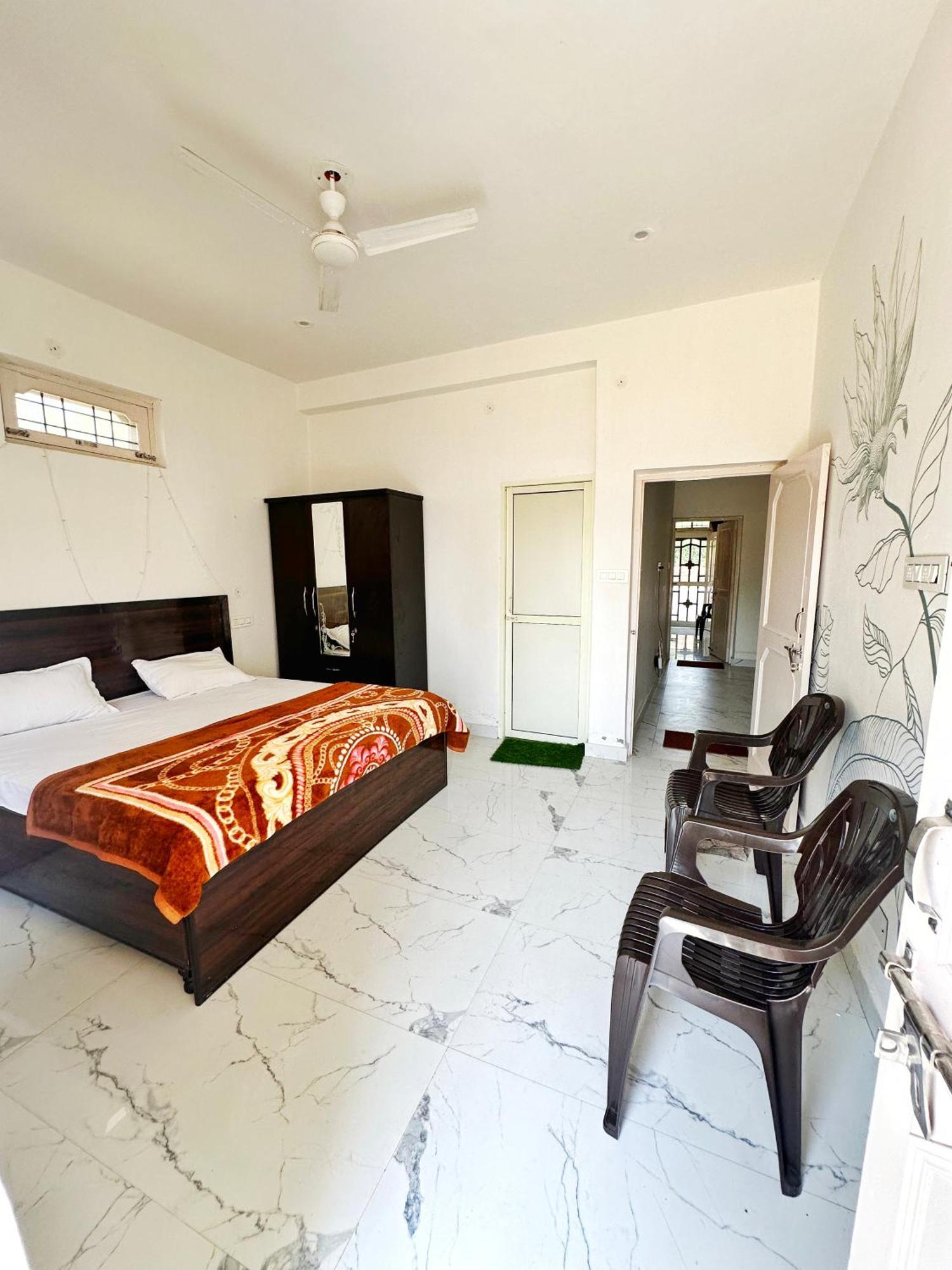 Baseraa Bir - 4Bhk Home Exteriér fotografie